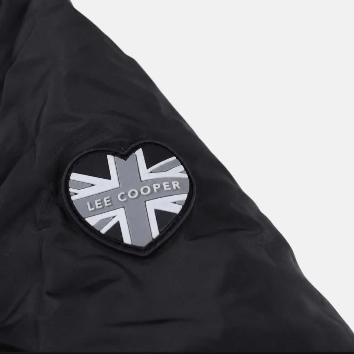 Lee Cooper Mädchenjacke – leicht, gefüttert und elegant